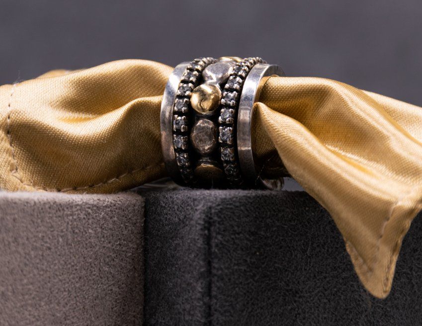 Anillo G