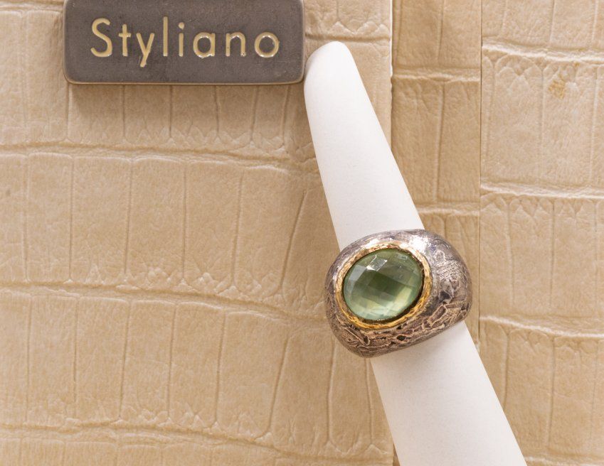 Anillo G.Styliano Plata Amatista Verde